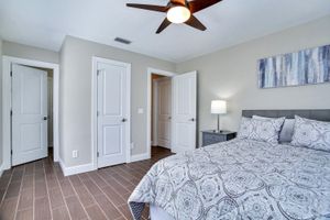 Renta temporal - ☆ Tampa Riverfront Villa ☆ Heated Pool / Hot Tub / Kayaks / Pool Table