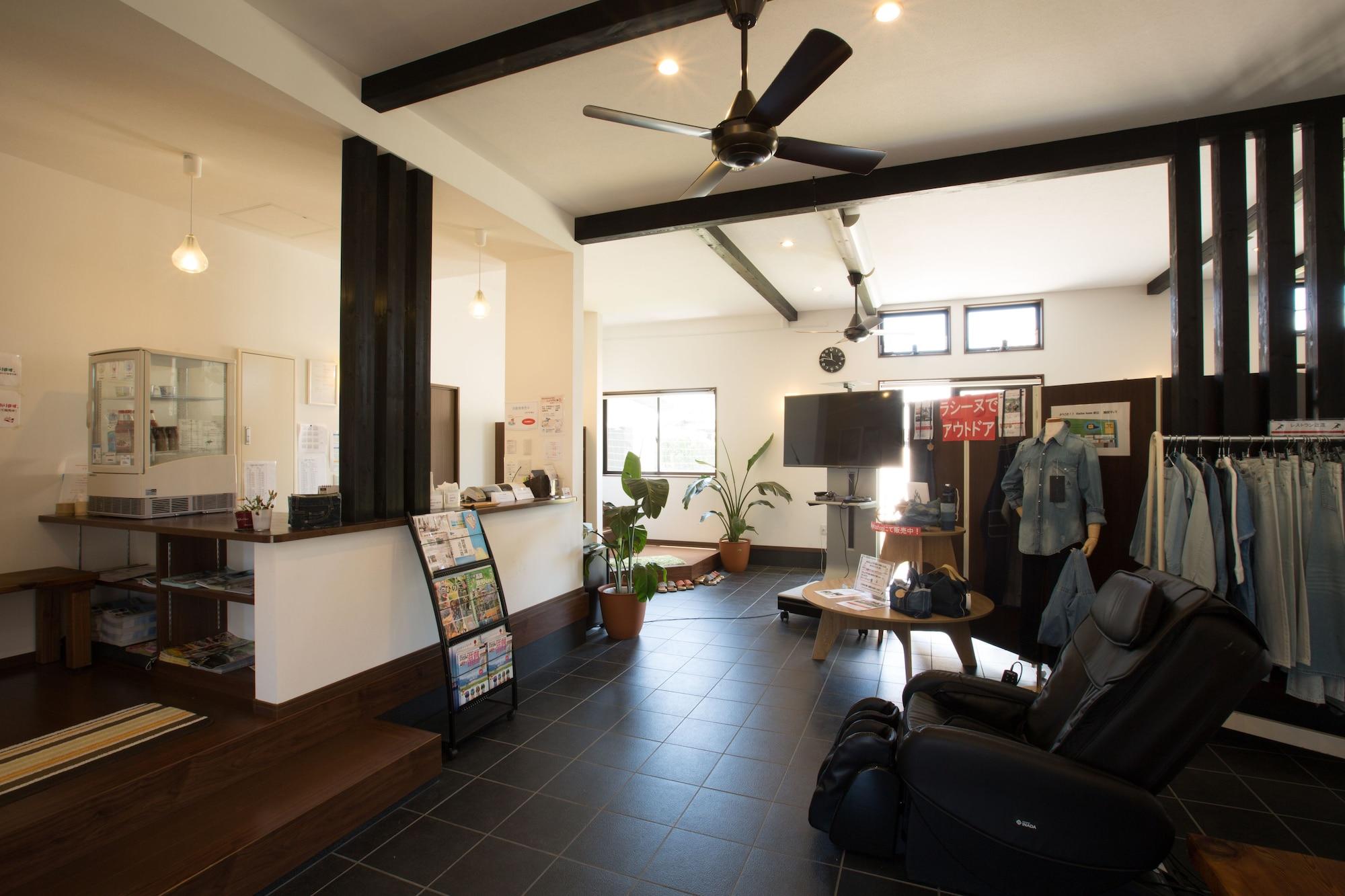 Vista Lobby Racine Home Harie