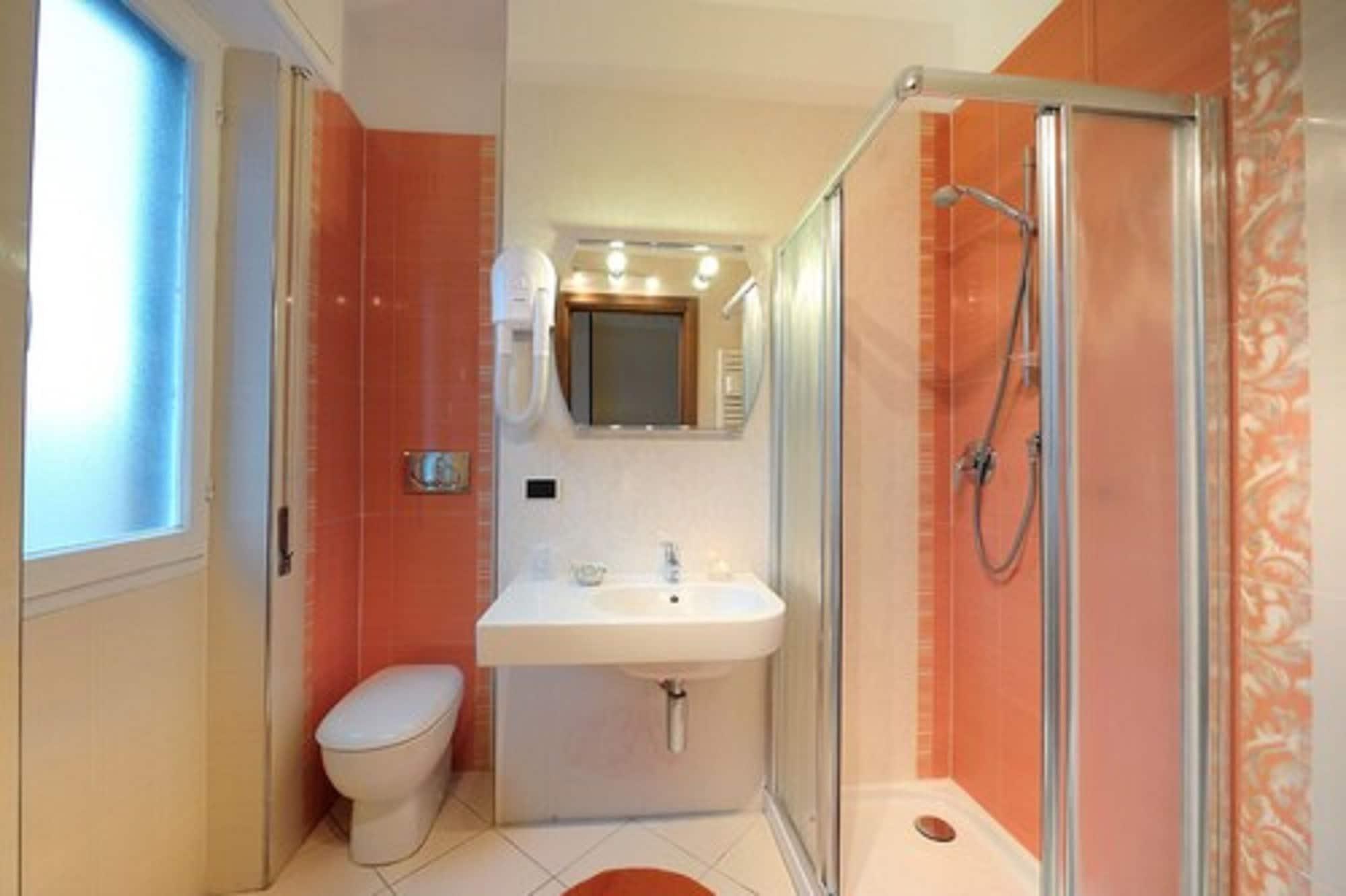 Equipamiento de Habitación Hotel Arma