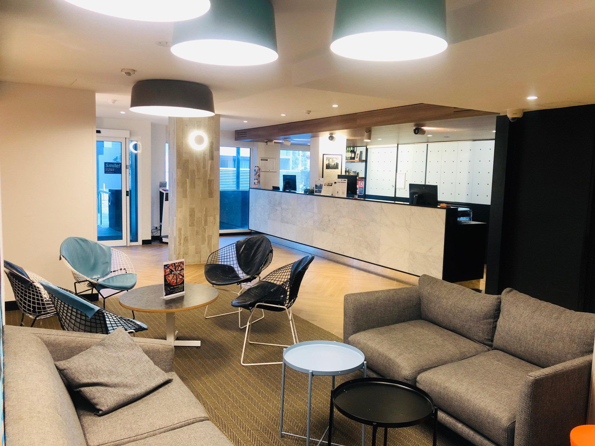 Vista Lobby ibis budget Sydney Airport