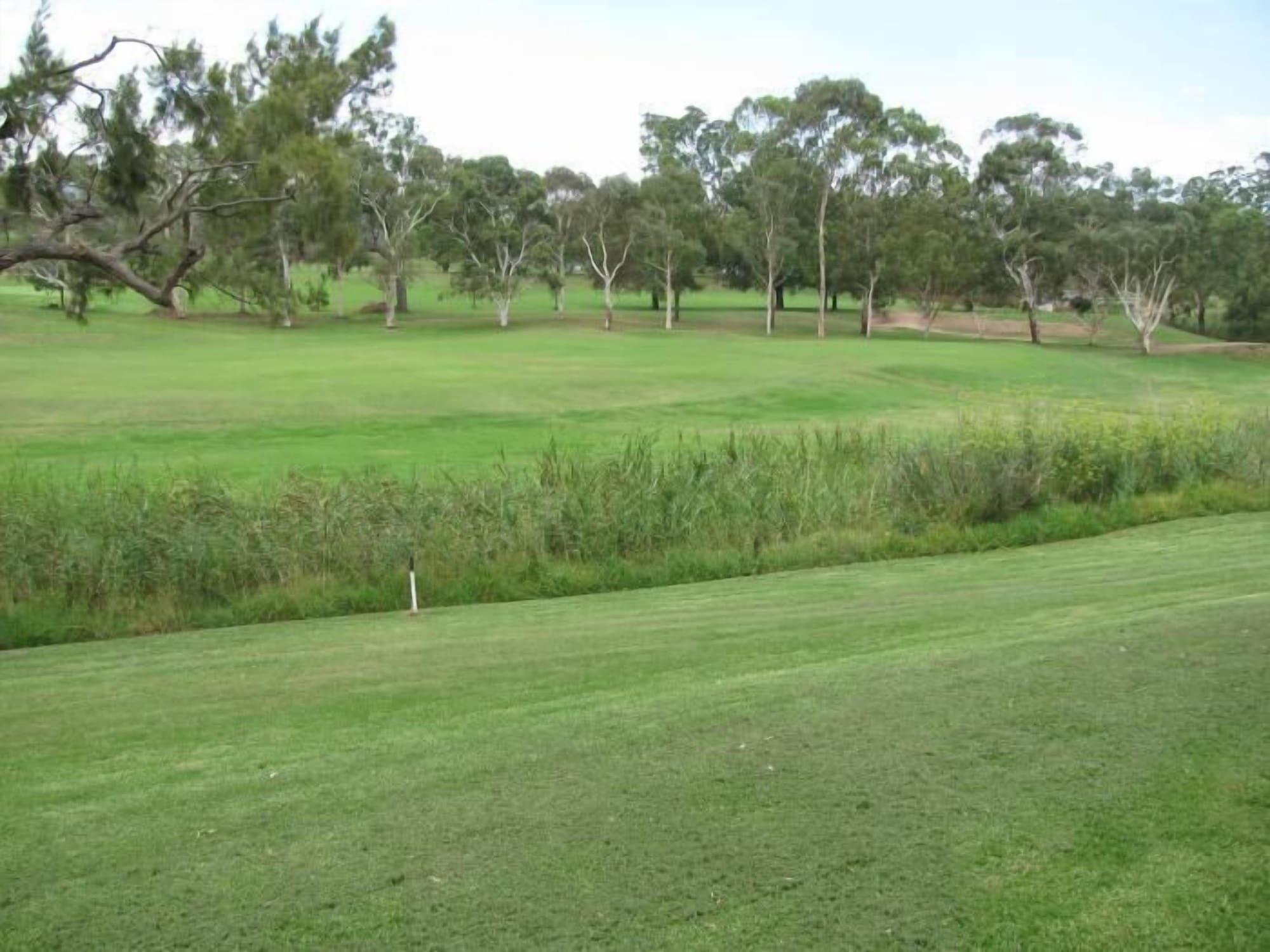Campo de Golf Wayfarer Motel