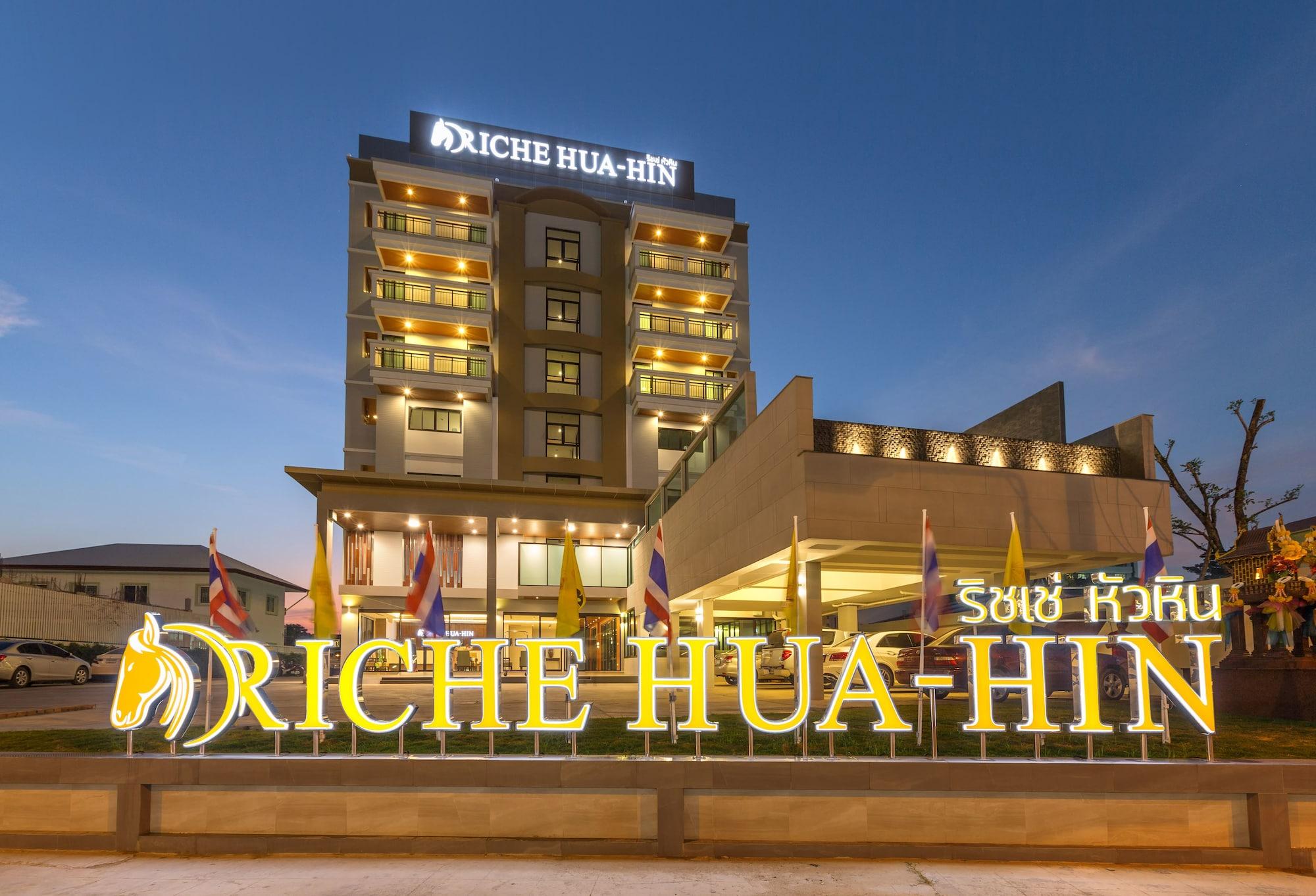 Vista Exterior Riche Hua Hin