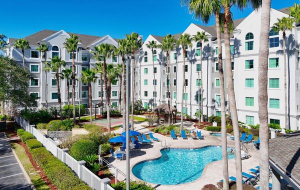 7 Minutes to Disney Free Shuttle King Queen bed - Hoteles cerca de Premium Outlets en Orlando