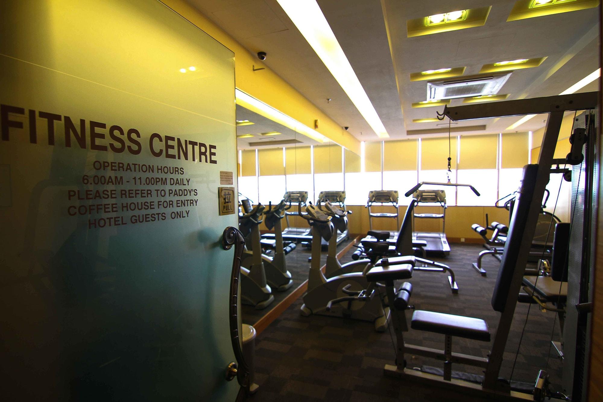 Gimnasio New World Suites