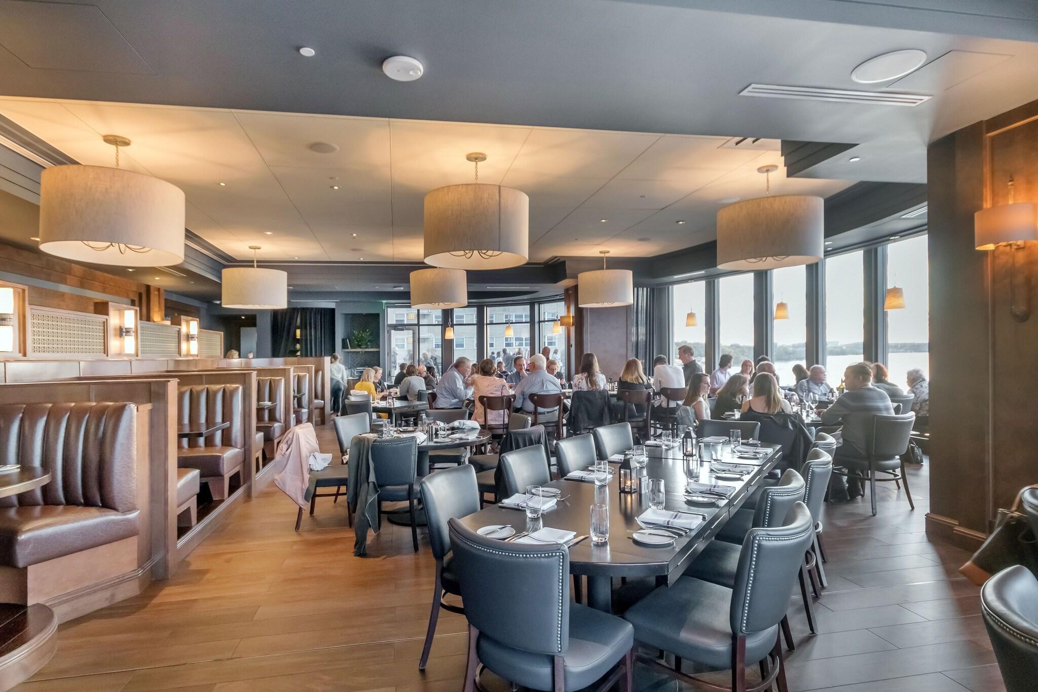 Restaurant The Edgewater