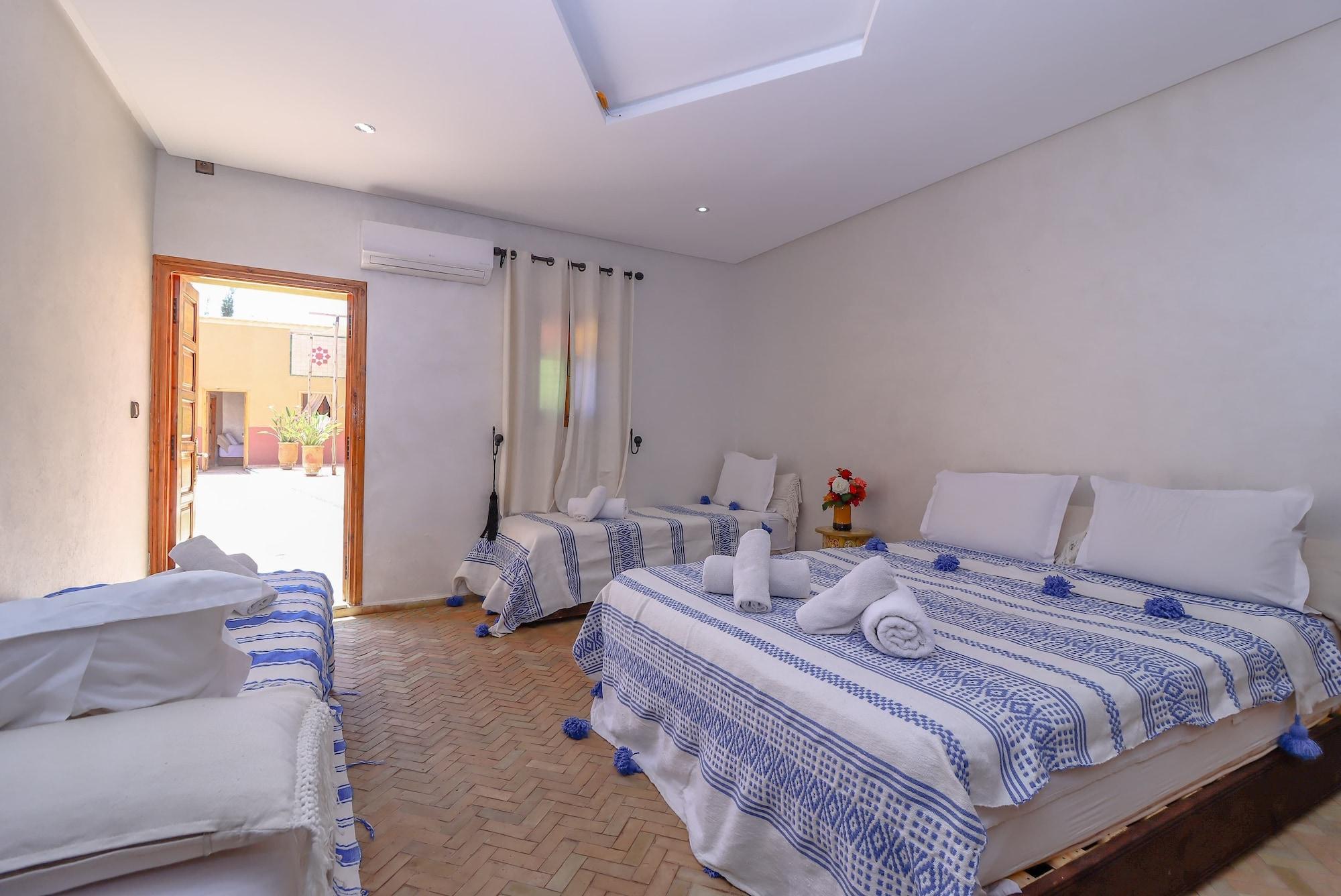 Varios Ferme d'hôte Zomorroda