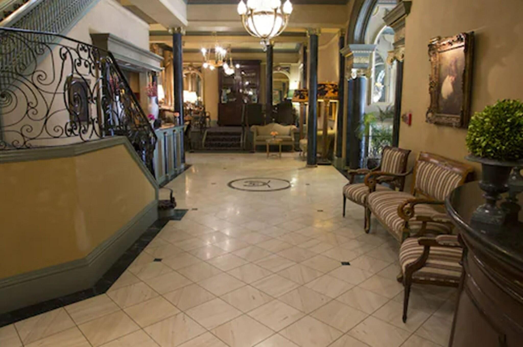 Vista Lobby Hotel Majestic