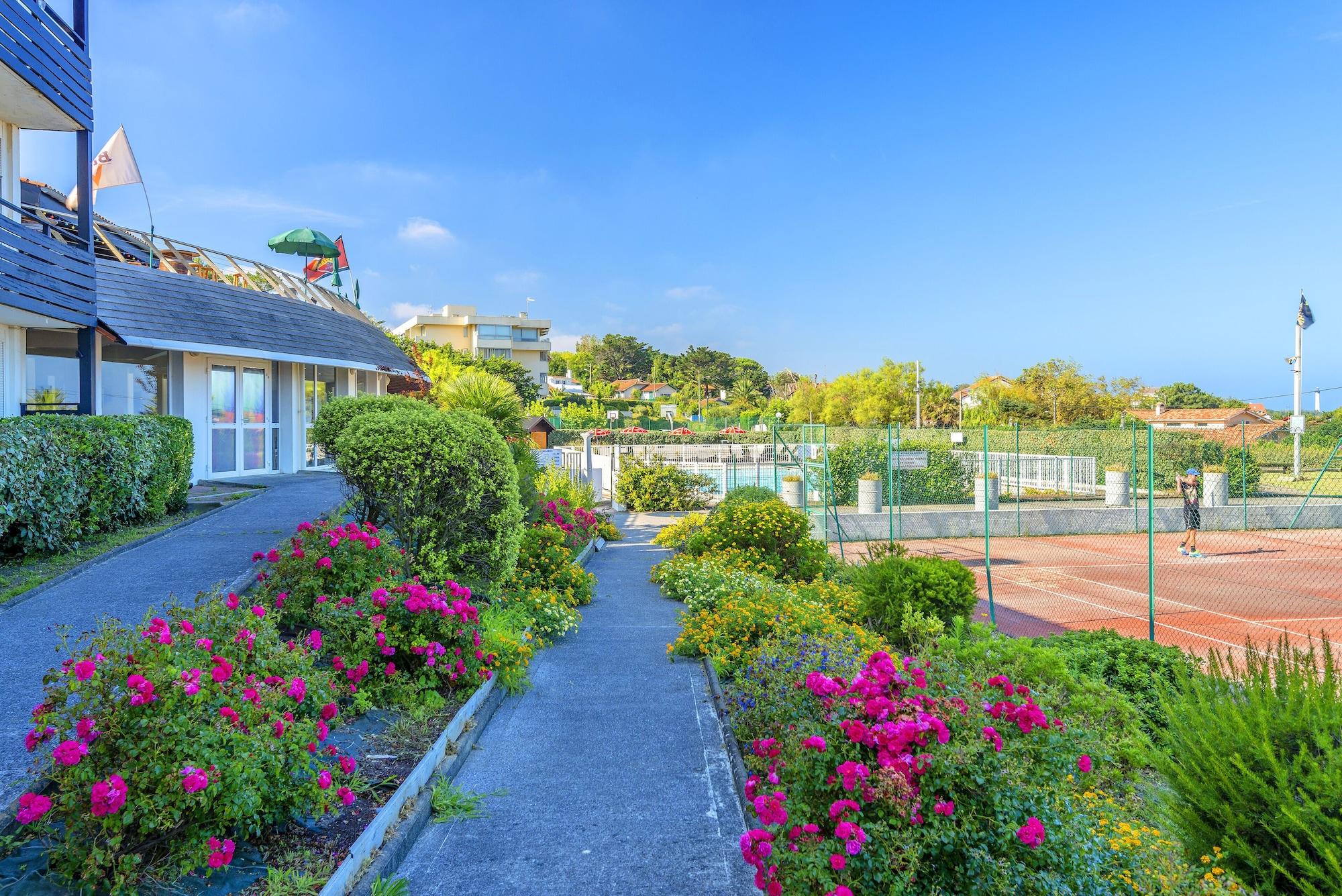 Vista Exterior Azureva Anglet