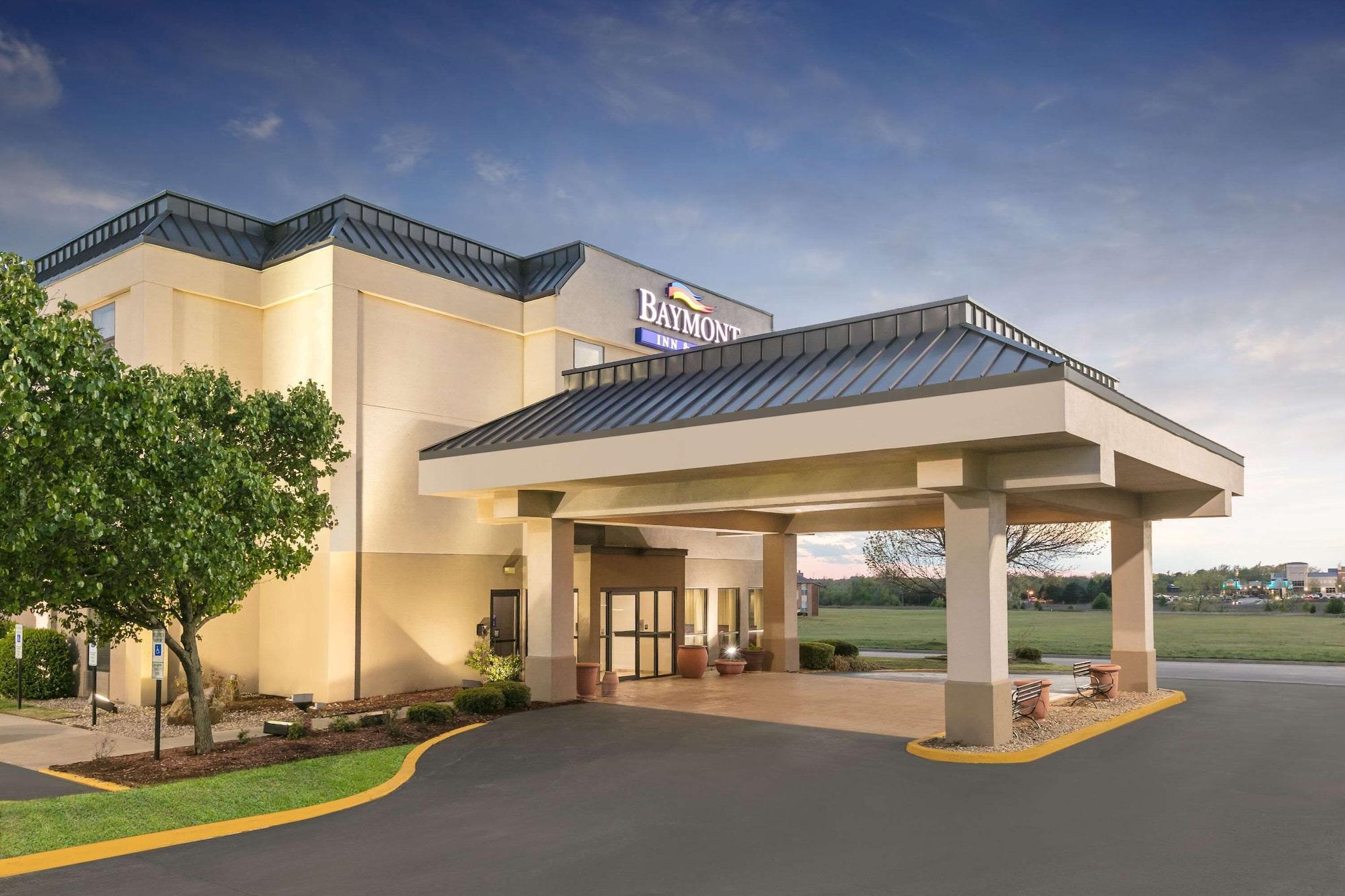 Vista Exterior Baymont by Wyndham Oklahoma City/Quail Springs