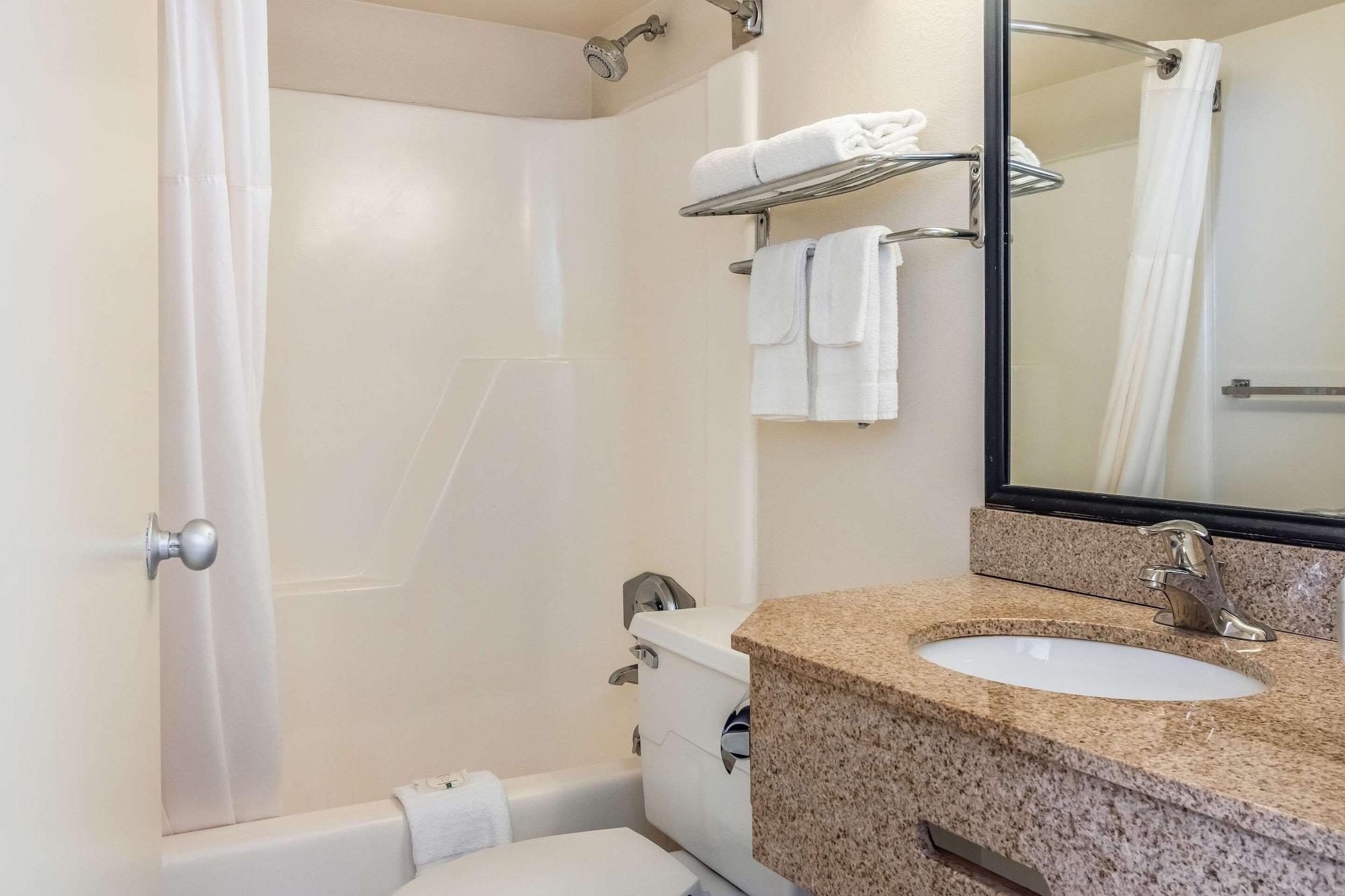 Habitación Quality Inn & Suites