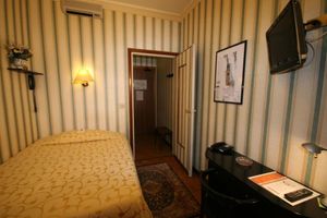 Alojamiento - Hotel Italia