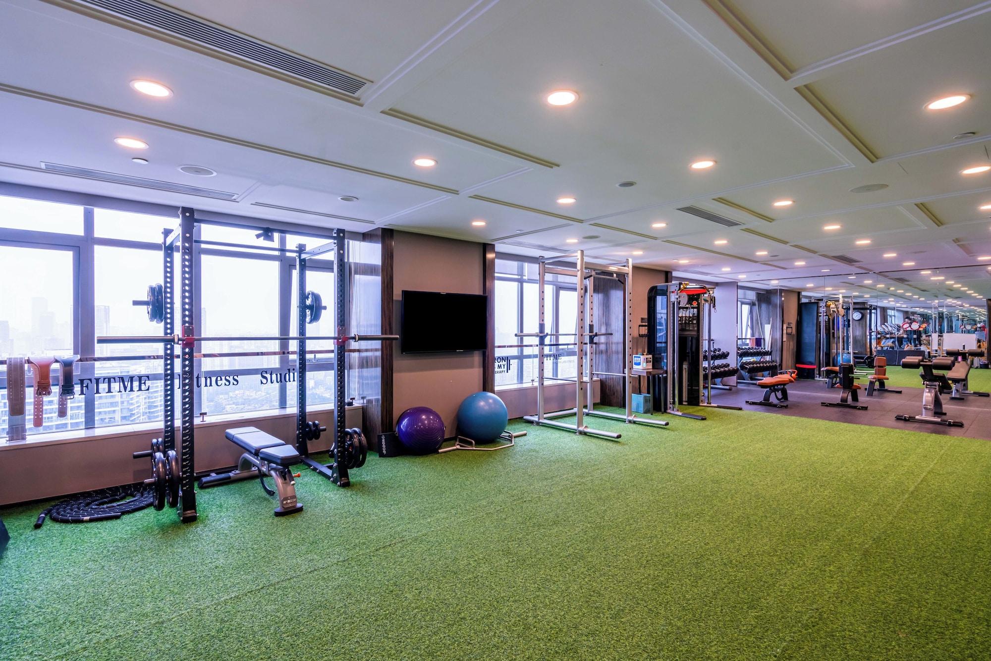 Gimnasio Cheng Du Wifc Suites -YYC Preferred