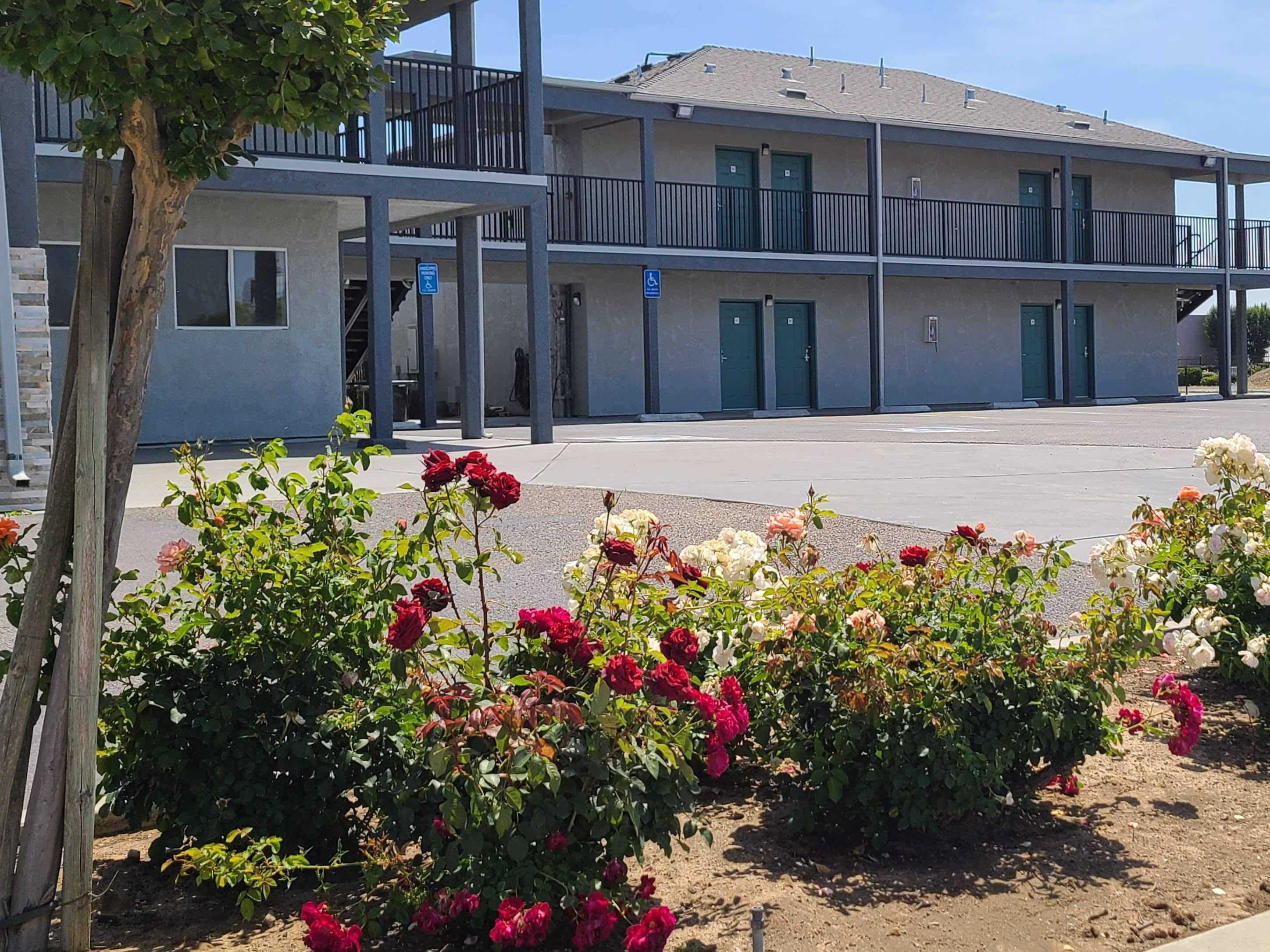 Vista Exterior SureStay Hotel by Best Western Chowchilla Yosemite