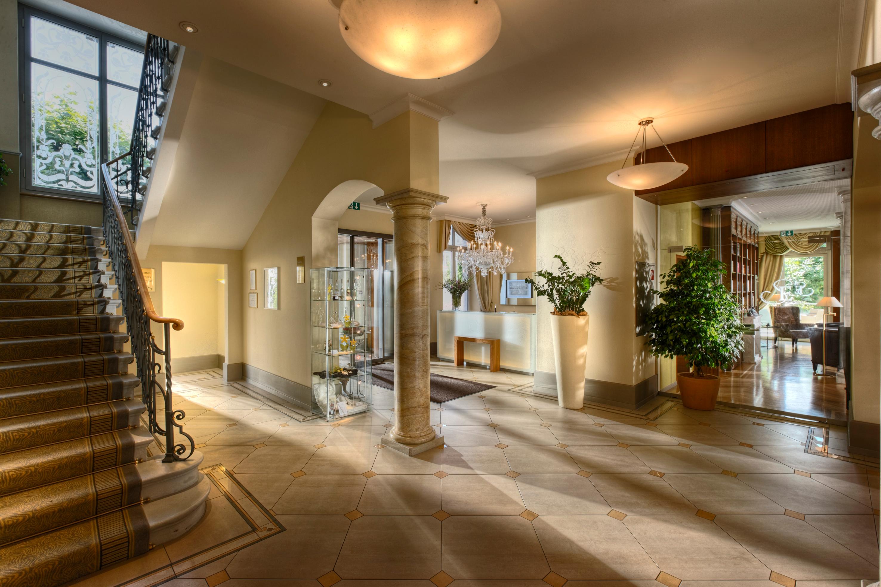 Vista Lobby Hotel Eden Spiez