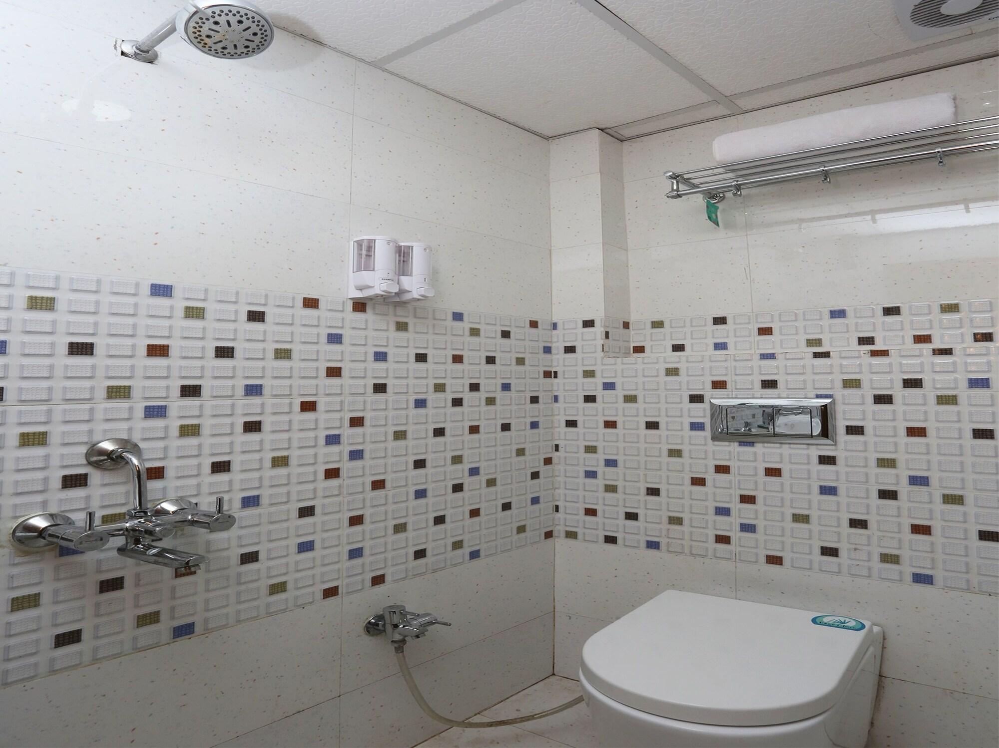 Equipamiento de Habitación OYO 8961 Hotel RR Palace