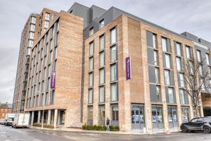 Alojamiento - Premier Inn Dublin Cc The Liberties