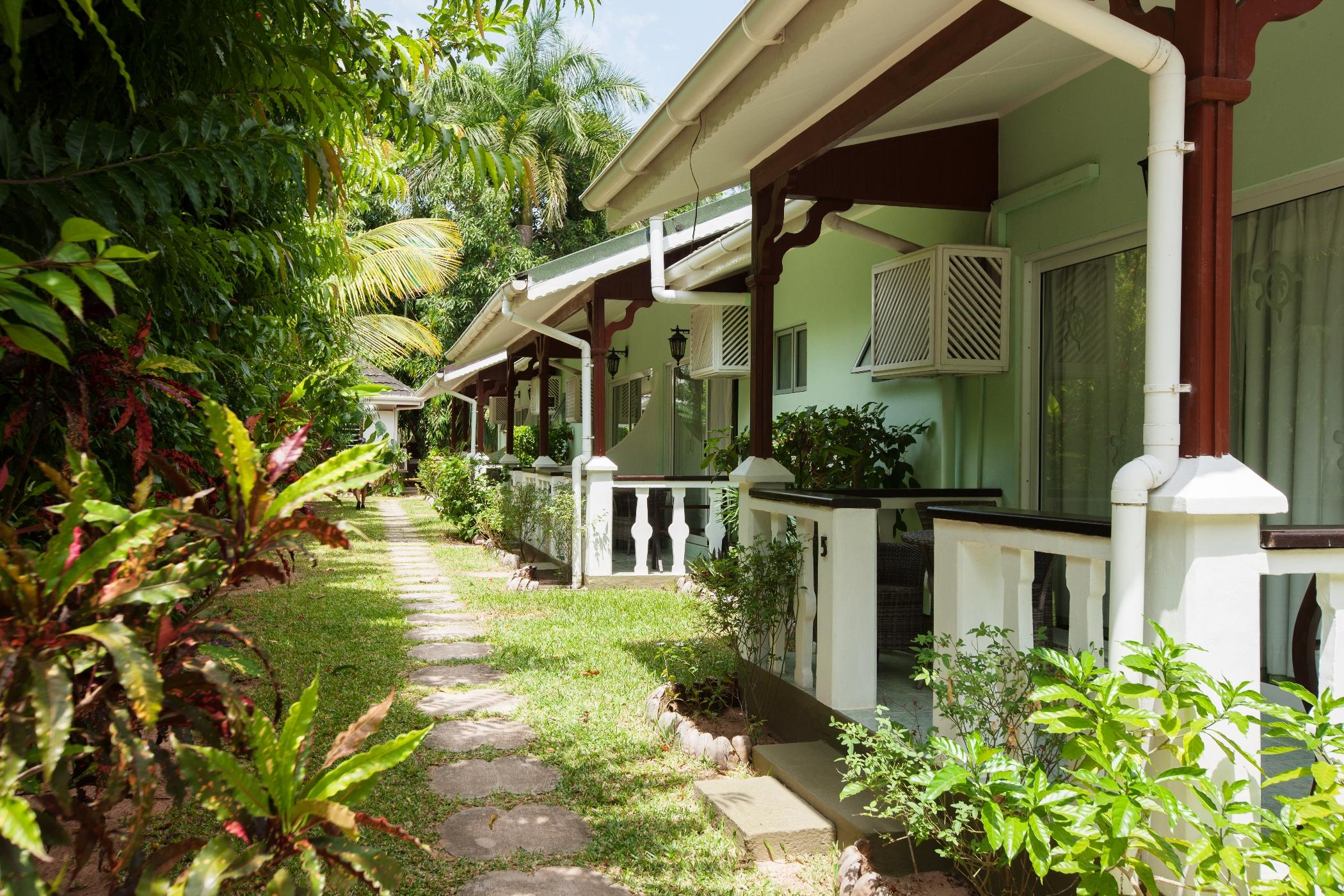 Vista Exterior Le Relax Beach Resort