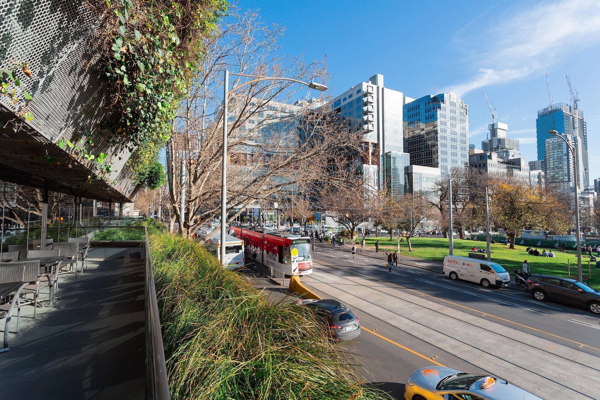 Vista Exterior Avani Melbourne Jazz Corner Residences