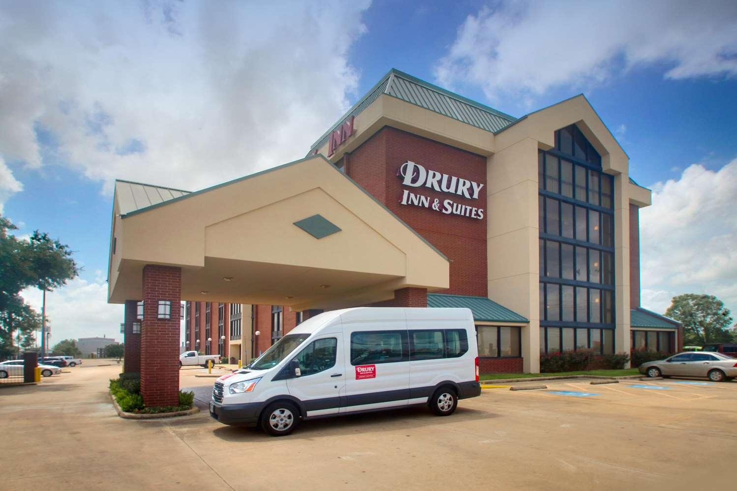 Comodidades del Alojamiento Drury Inn & Suites Houston Hobby Airport