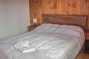 Alojamiento - Hostal Eluney