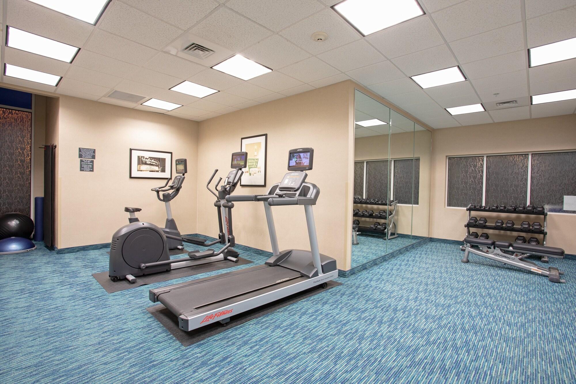 Gimnasio Holiday Inn Winchester Se-Historic Gateway by IHG