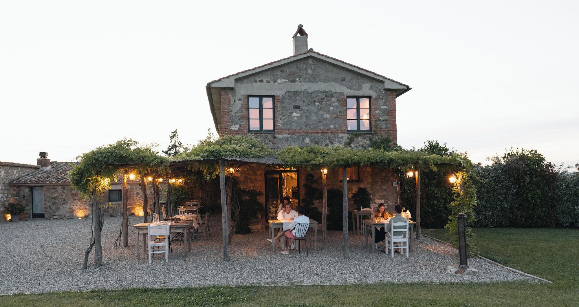 Restaurant Locanda In Tuscany