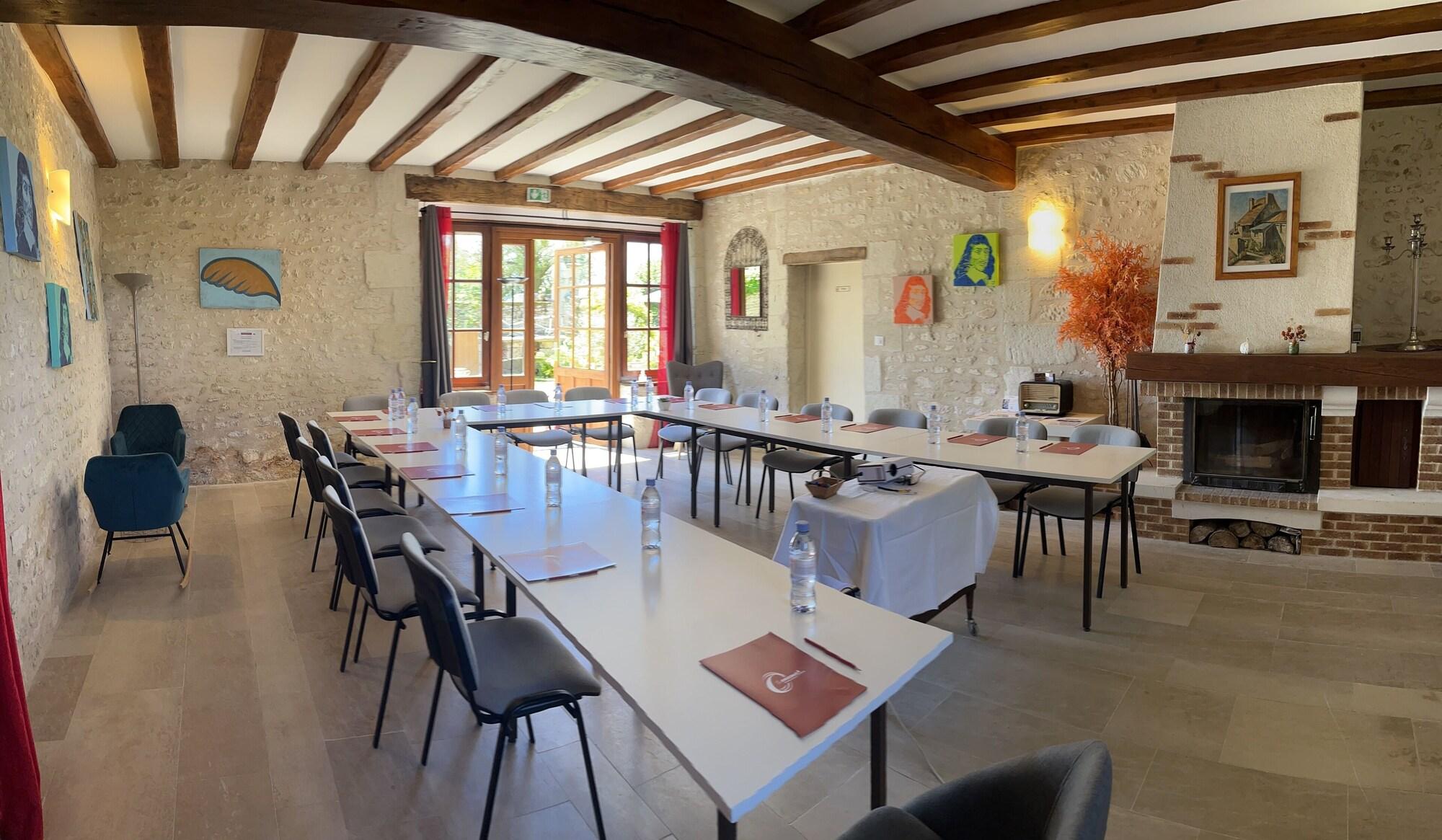 Sala de Reuniones Le Pigeonnier du Perron