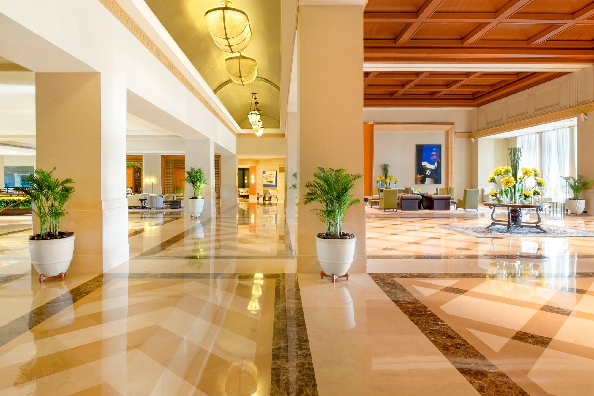 Vista Lobby JW Marriott Mumbai Juhu