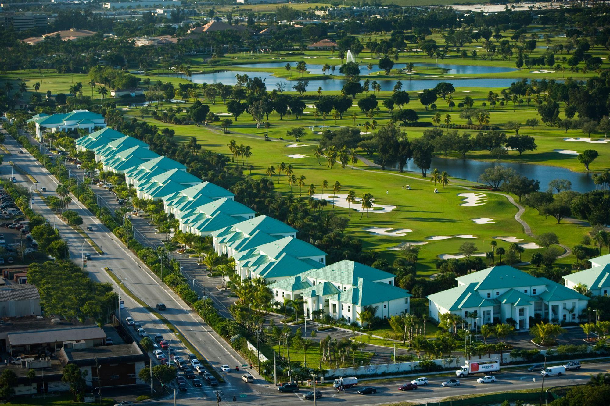 Exterior View Provident Doral at the Blue Mia