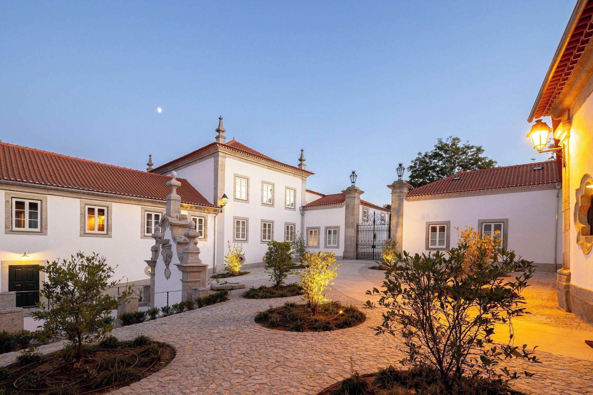 Varios Valverde Santar Hotel & Spa – Relais & Châteaux