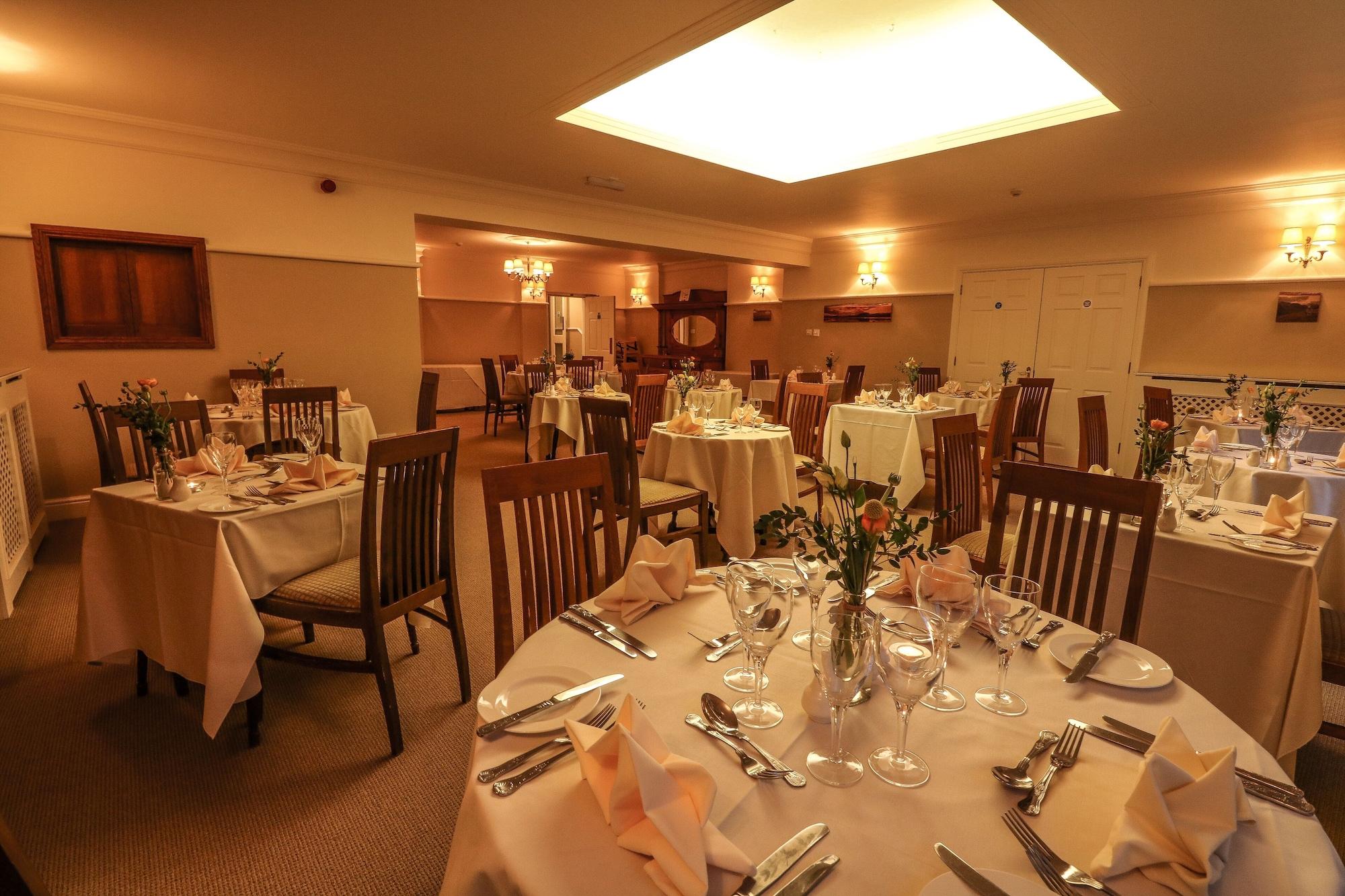 Restaurant Briery Wood Country House Hotel