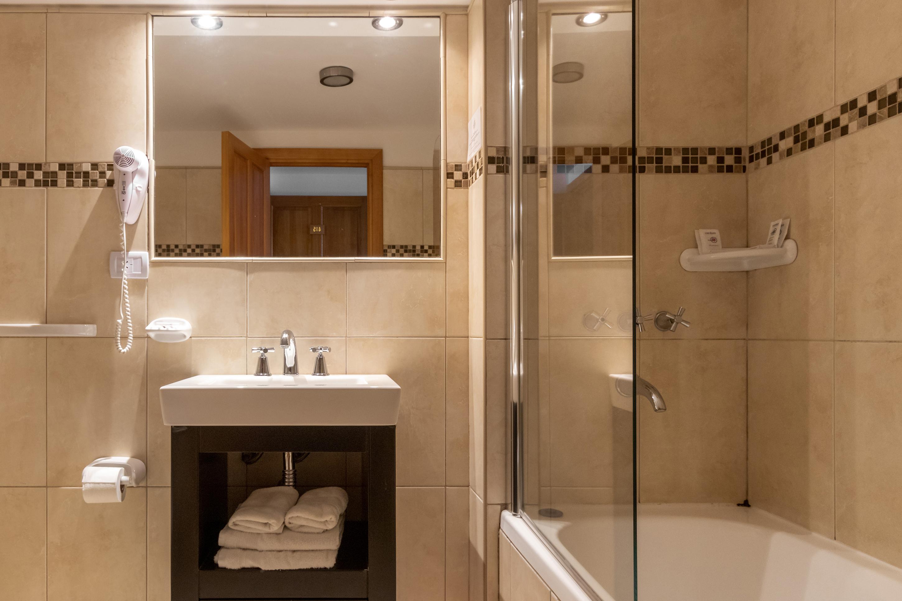 Baño Costa Ushuaia Hotel