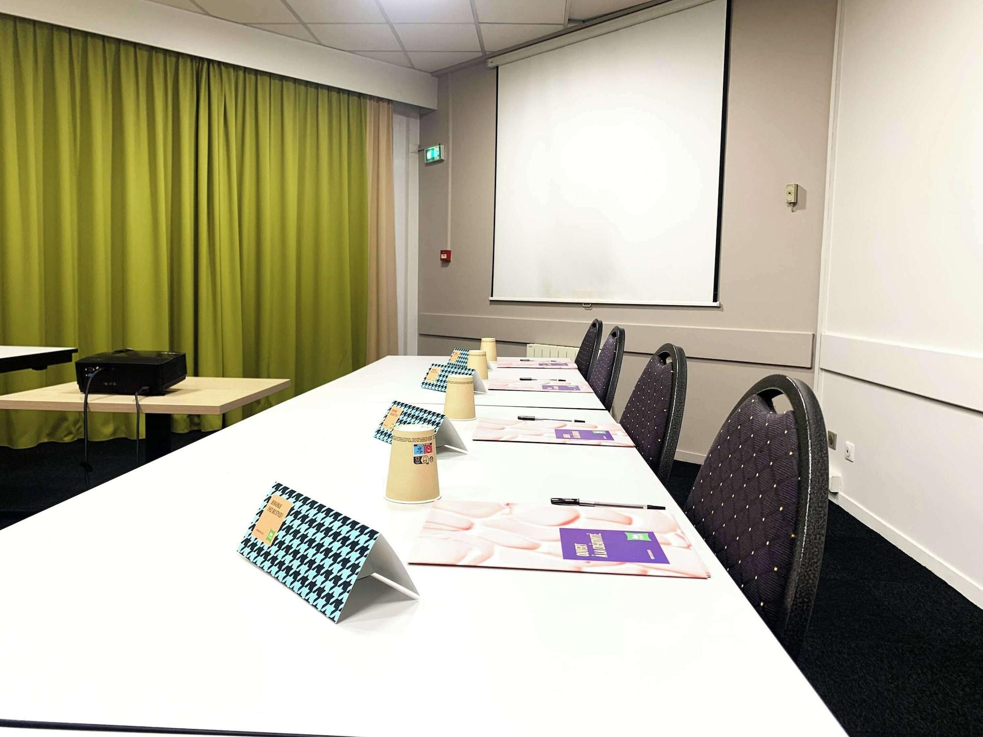 Sala de Reuniones ibis Styles Rouen Nord Barentin