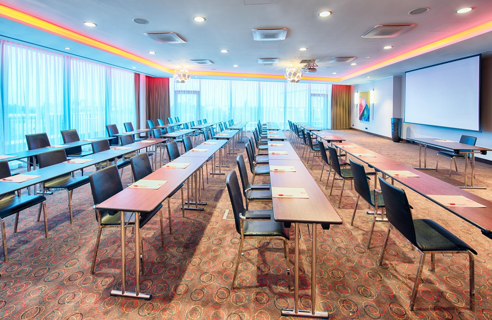 Sala de Reuniones Leonardo Hotel Munich City South