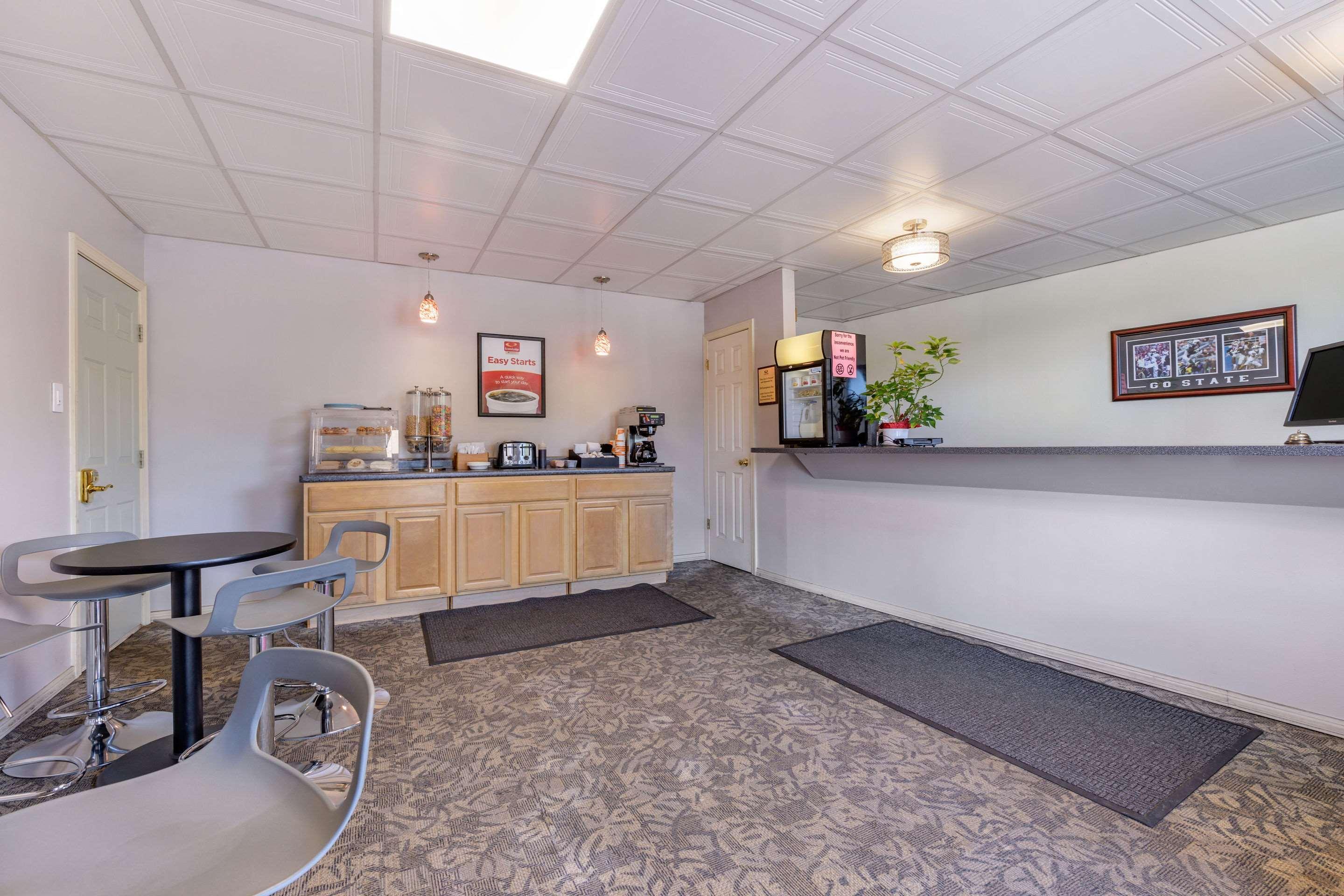 Vista Lobby Econo Lodge Bellefonte I-99