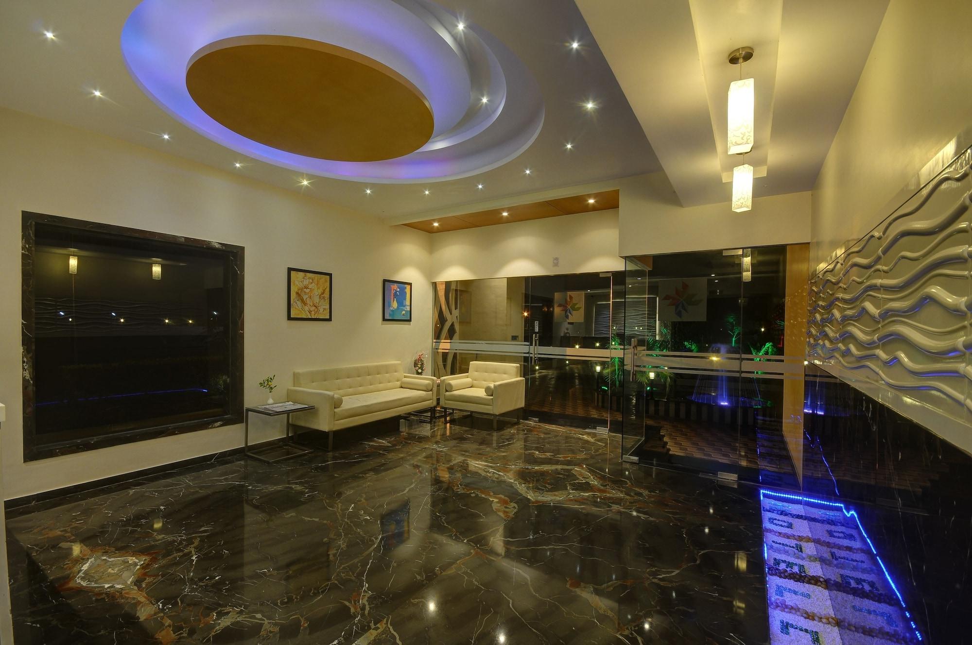 Vista Lobby Hotel Chirag