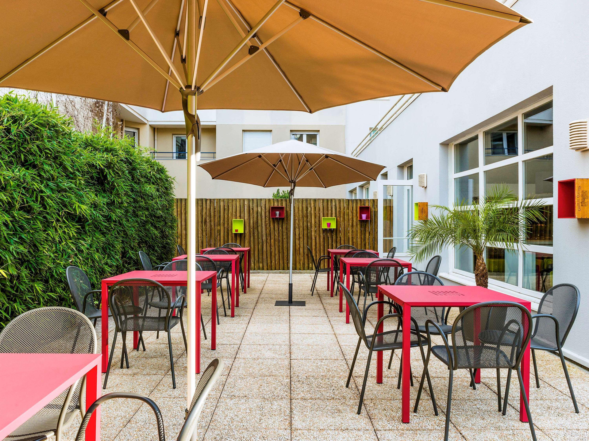 Vista Exterior ibis budget Issy Les Moulineaux Paris Ouest