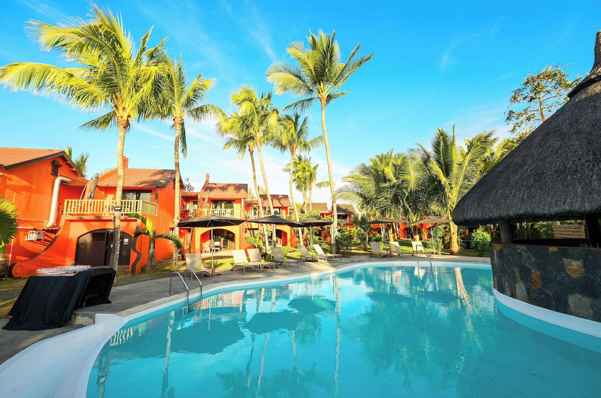 Vista Piscina Flowers of Paradise with LOV