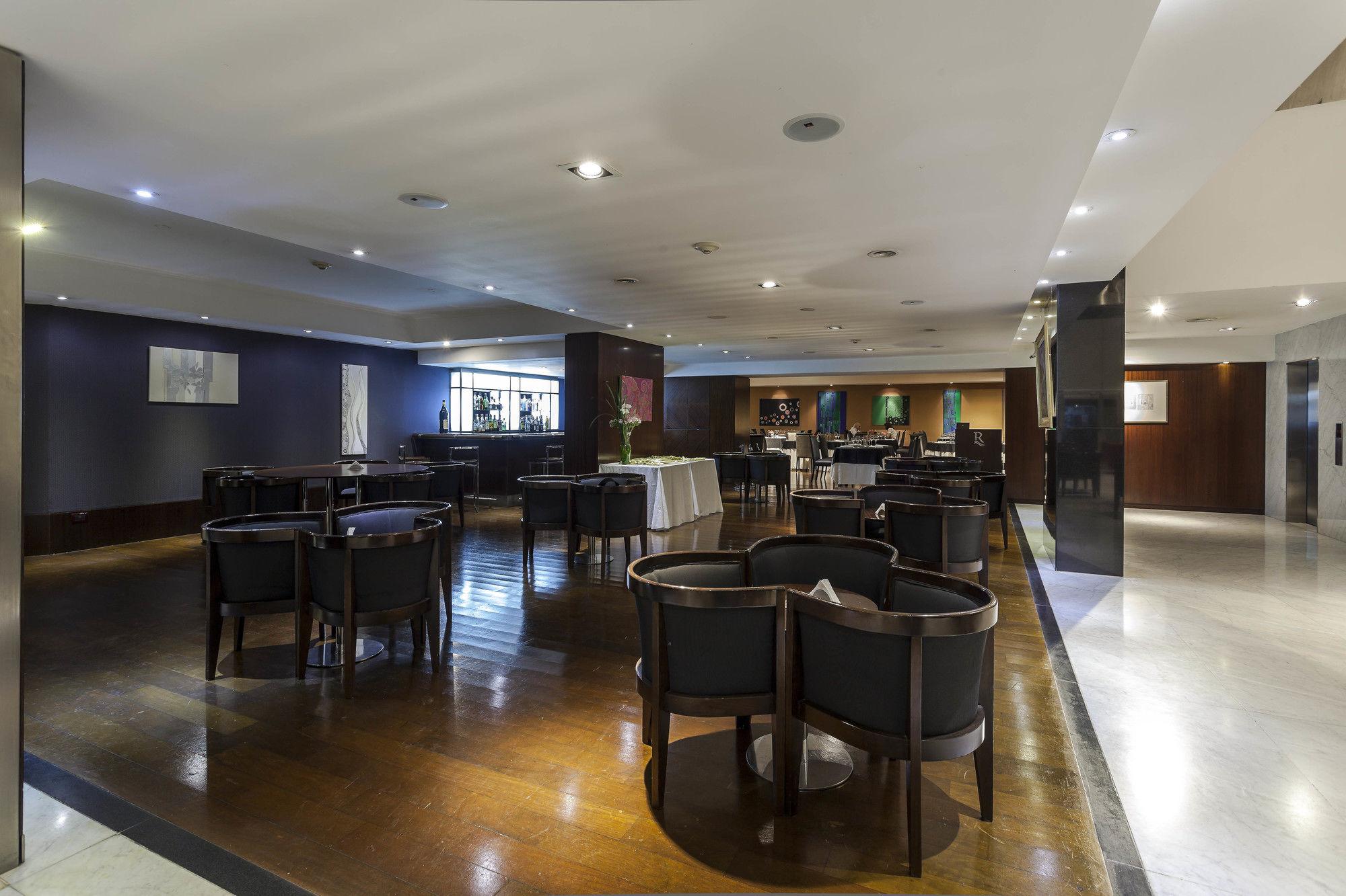 Restaurant Ros Tower Hotel
