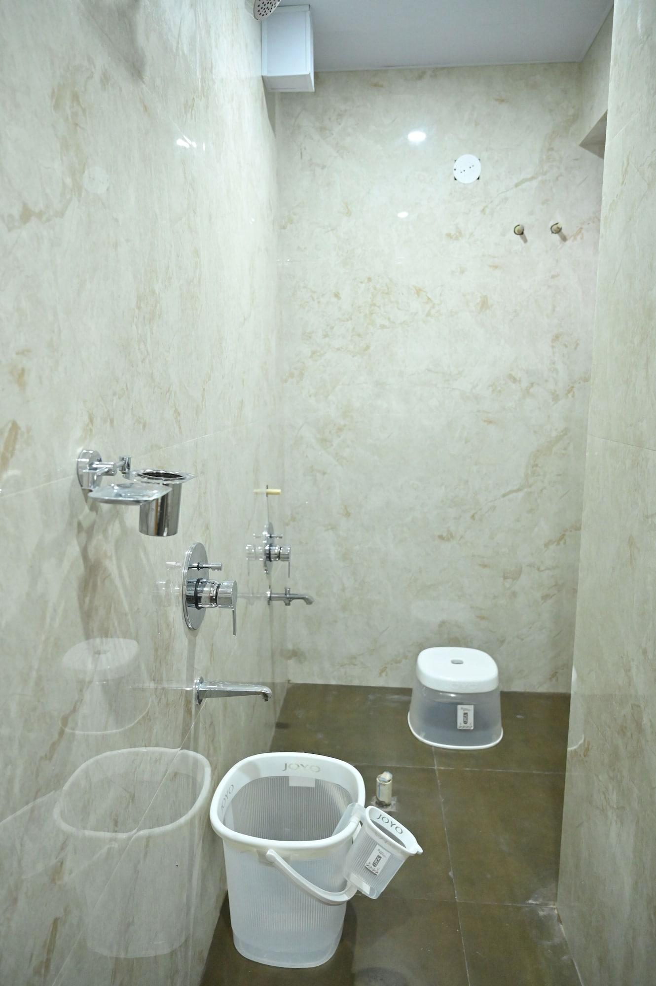 Equipamiento de Habitación Hotel City Center Executive Magarpatta