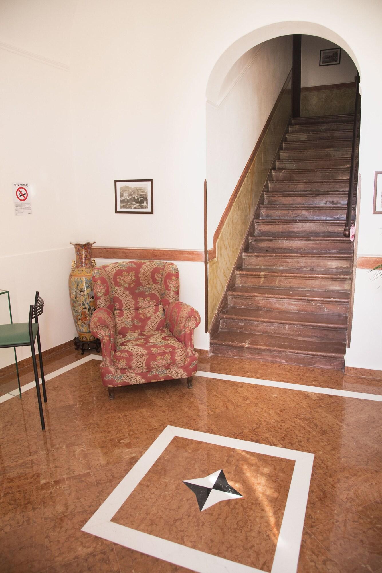 Vista Lobby Palazzo Graziano