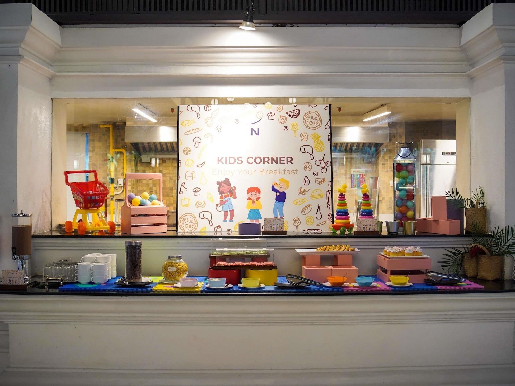Restaurant Novotel Bogor Golf Resort & Convention Center