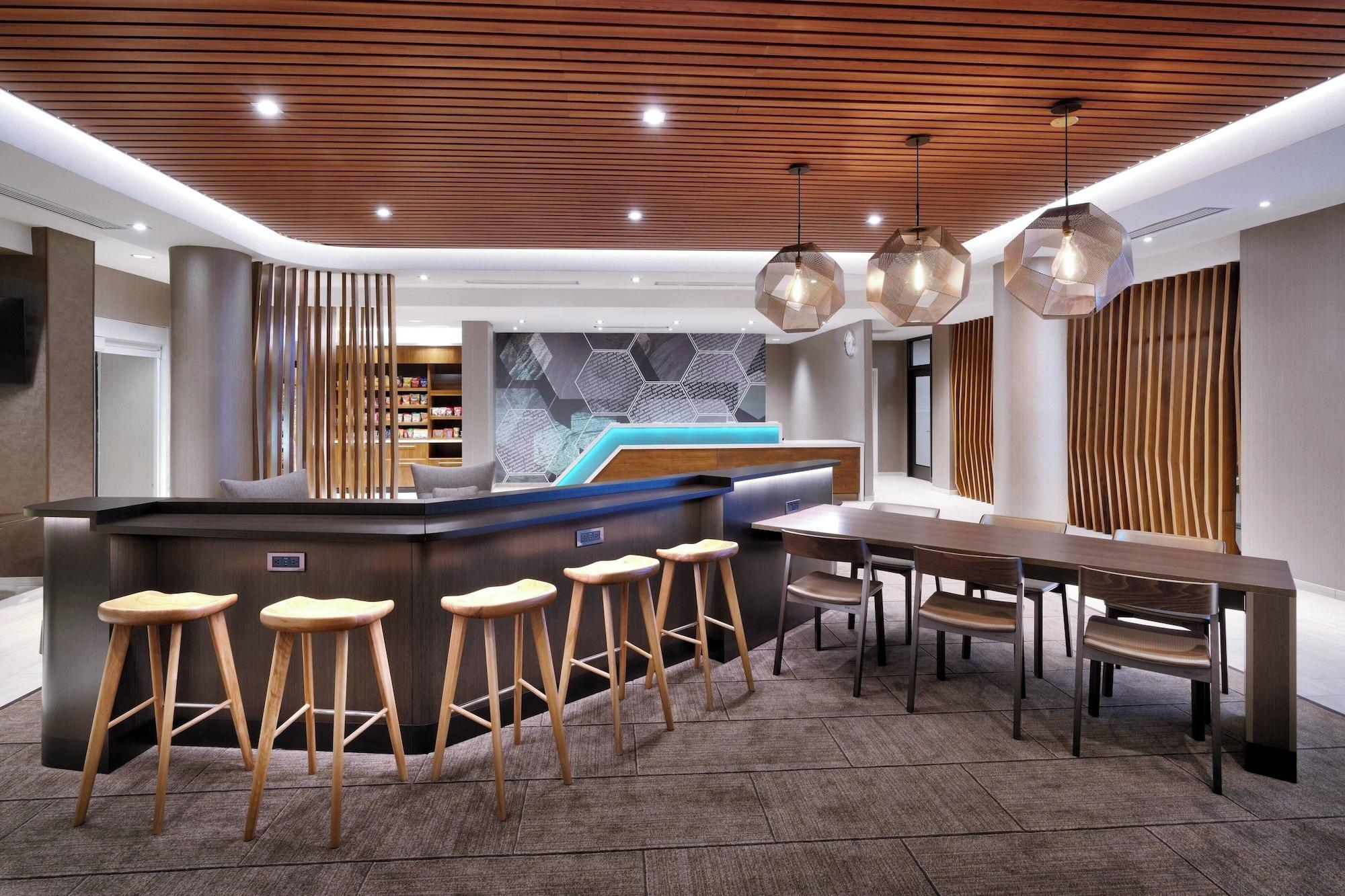 Vista Lobby SpringHill Suites by Marriott El Paso Airport