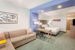Alojamiento - La Quinta Inn & Suites by Wyndham Dallas Duncanville