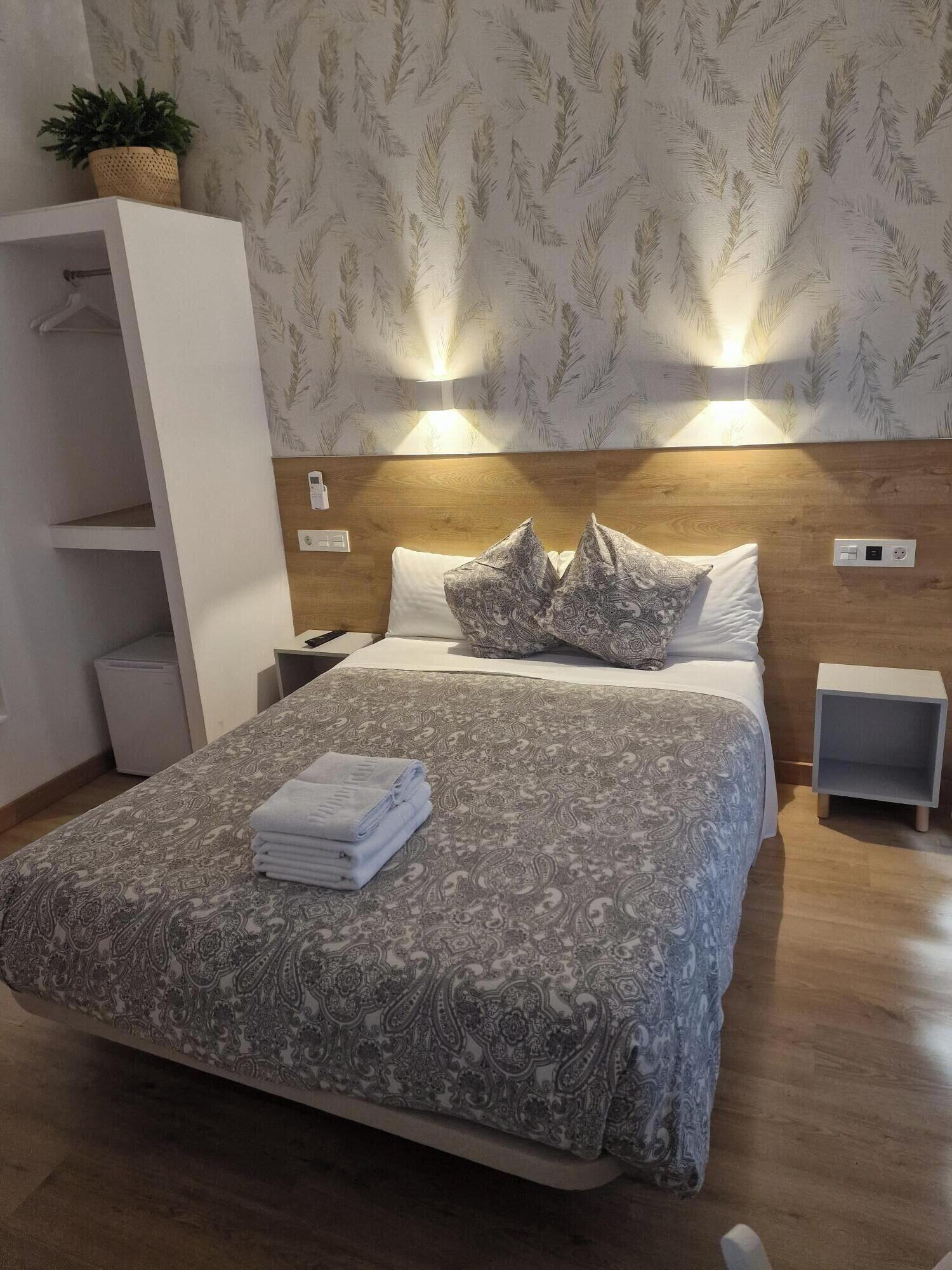 Equipamiento de Habitación Hostal Comercial