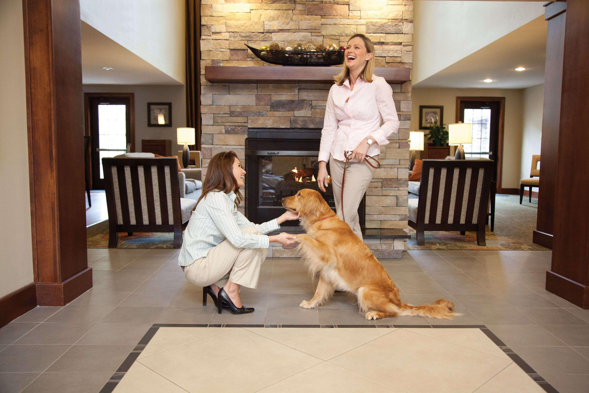 Vista Lobby Sonesta ES Suites Dallas - Las Colinas