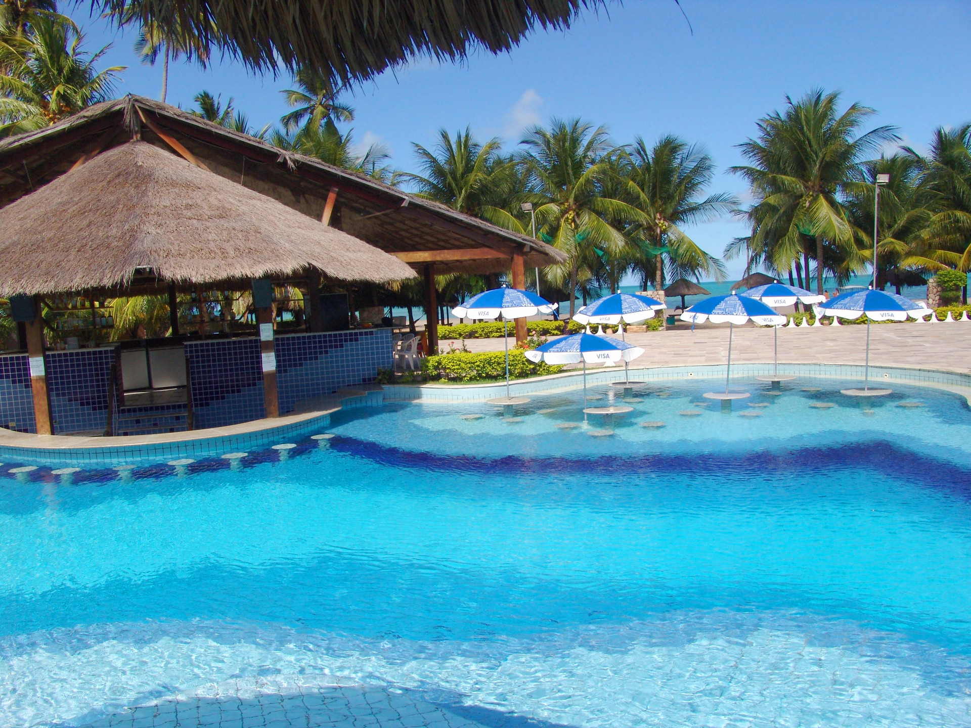 Vista da piscina Hotel Praia Dourada