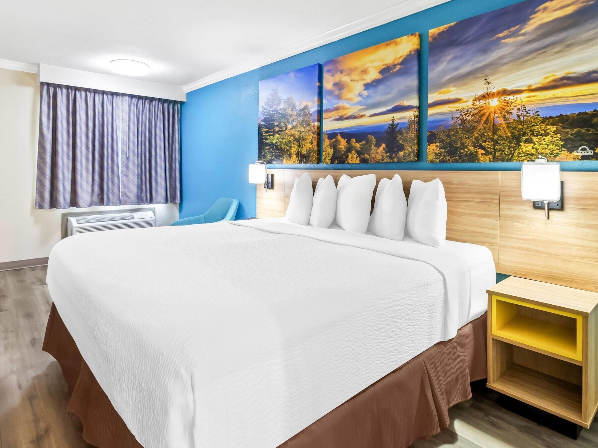Habitación Days Inn by Wyndham Houston East