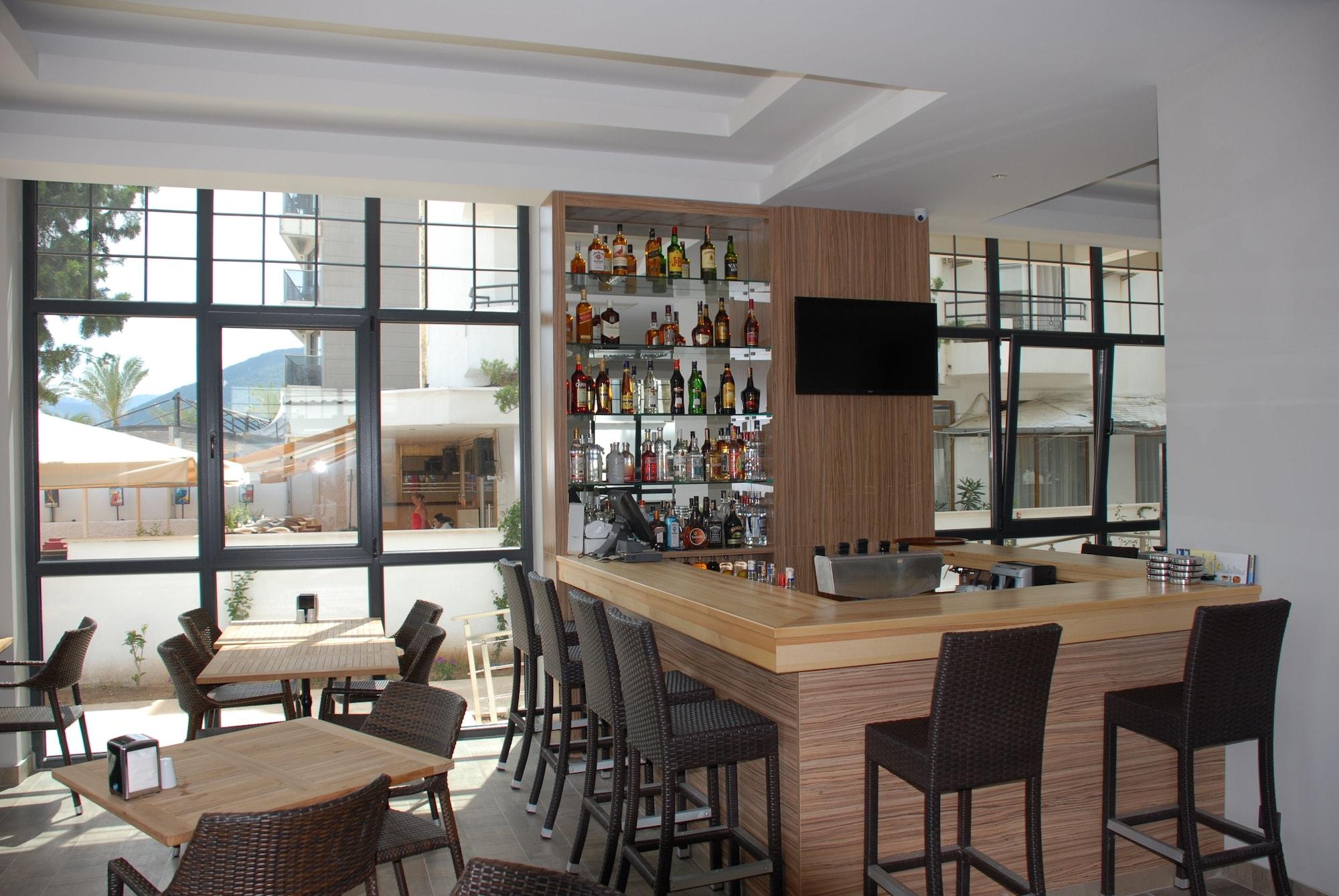 Bar/Salón Begonville Beach Hotel - Adults Only