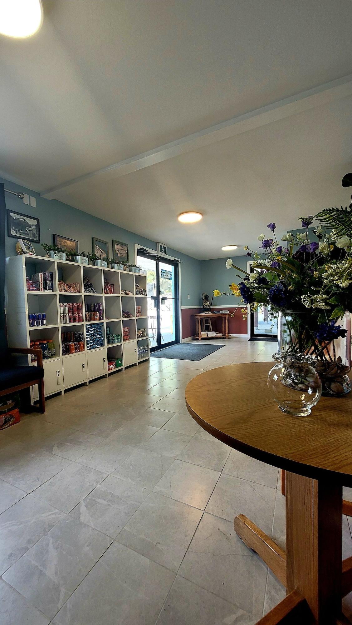 Vista Lobby Ridgeview Motor Inn